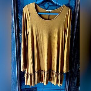 Easel Long Sleeve Tunic Dress Top